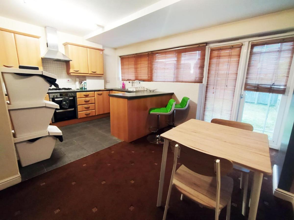 Bankwell Guest House Манчестер Экстерьер фото
